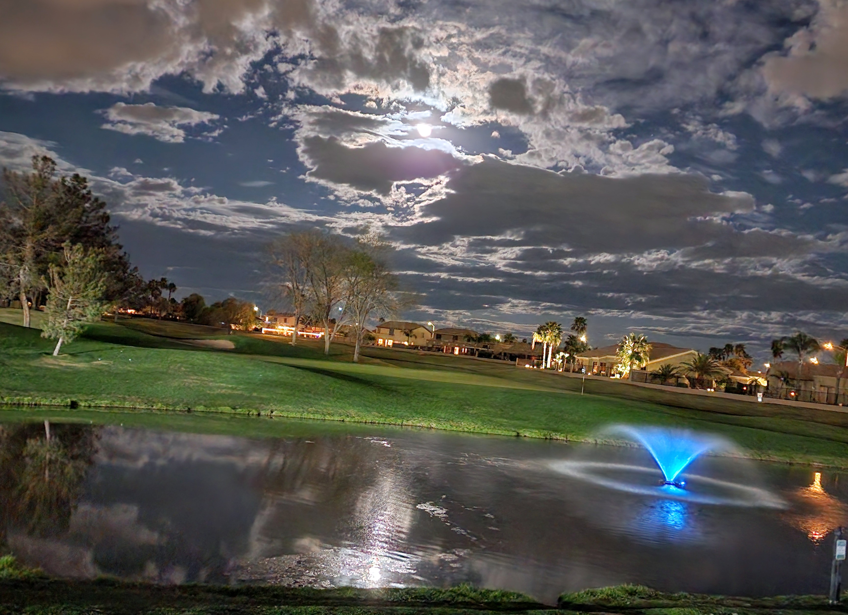 Play Golf Under The Stars at one of the coolest Night Golf Courses Near Phoenix and Scottsdale, AZ